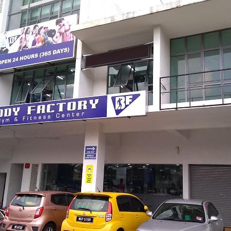 My Homie Hotel Pj Petaling Jaya Exterior photo